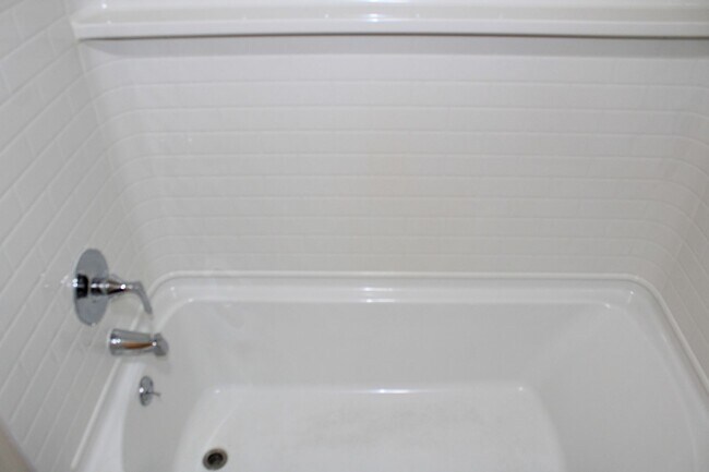 Building Photo - 3 Bedroom 2 Bath Columbia County Available