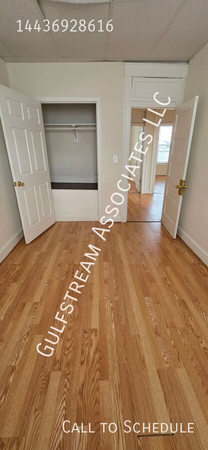 Building Photo - 521 Normandy Ave