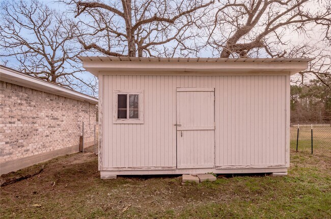 Building Photo - 4 Barre Ln