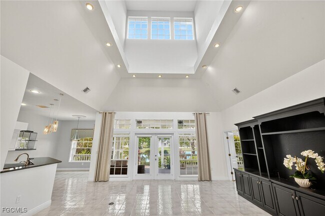 Building Photo - 11592 Timberline Cir