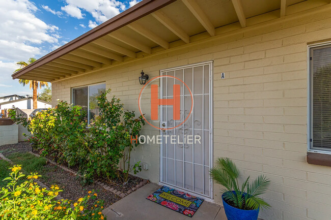 Building Photo - Charming 3-Bedroom Duplex in Tempe: Prime ...