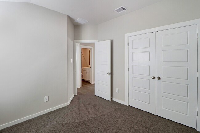 Building Photo - 2638 Cactus Rnch Ln