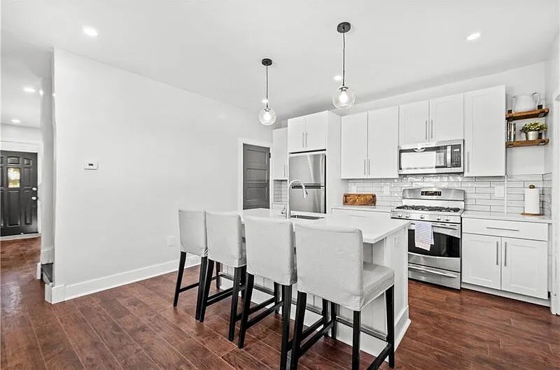 Building Photo - 3431 Duquesne Ave