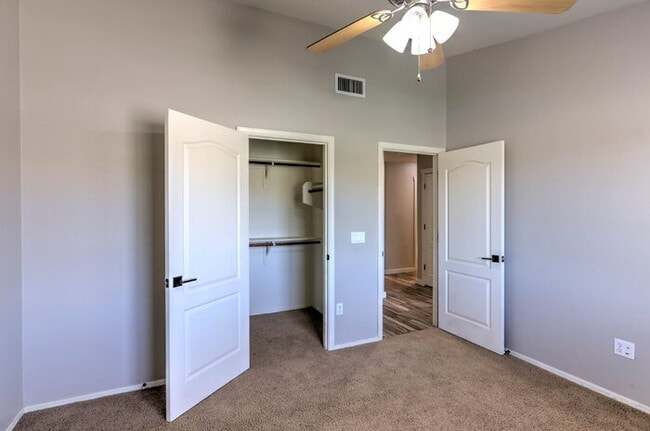 Building Photo - Madera Highlands