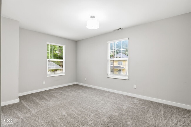 Building Photo - 3126 Ruckle St