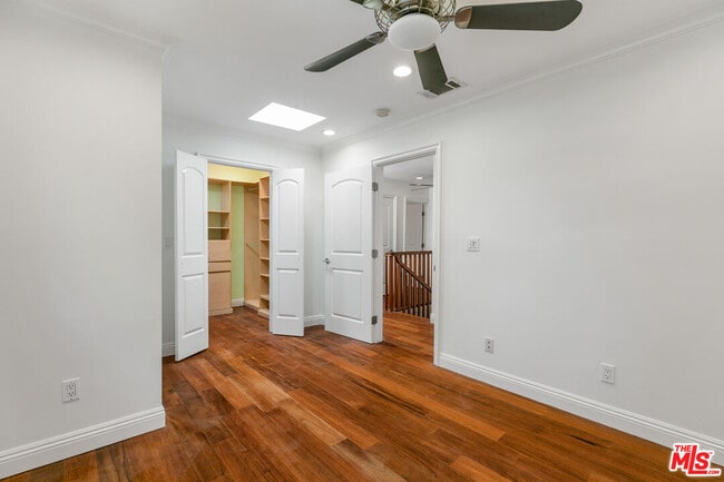 Building Photo - 1342 Holmby Ave