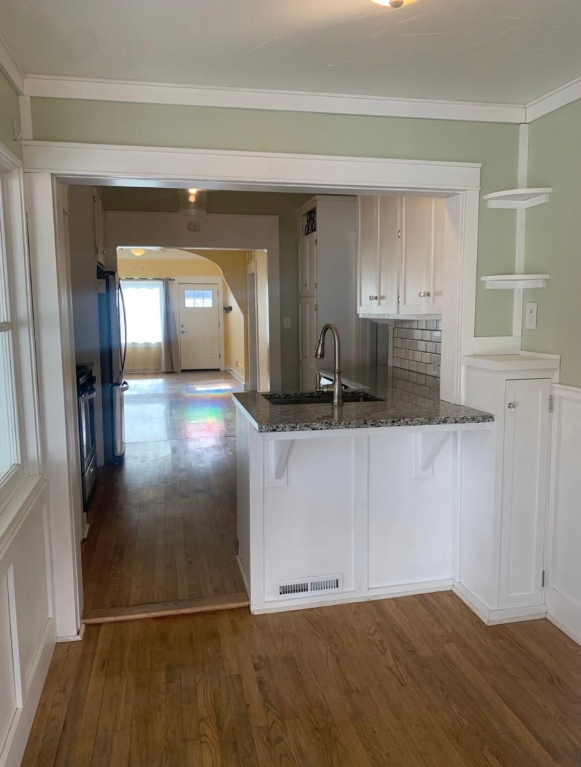 Building Photo - 212 Teller Ave