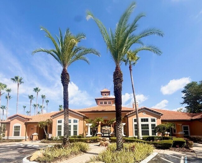 Building Photo - Furnished Resort Style Condo with Lake View