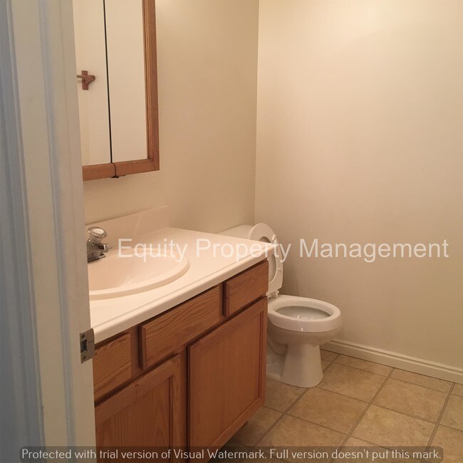 Building Photo - 7034 S 300 E