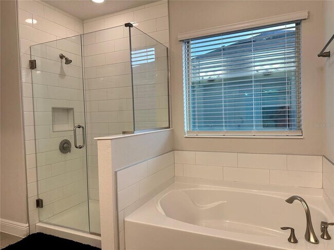 Building Photo - 18386 Oliver Twist Wy