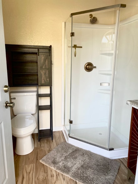 Building Photo - 477 E Sacramento Ave