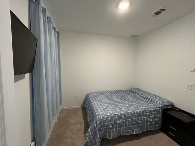 Building Photo - 17630 Chisel Plow Dr