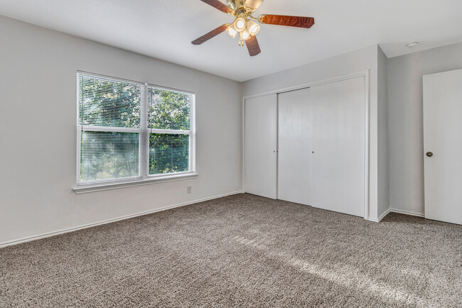 Back Bedroom - 9859 Chelsea Cir