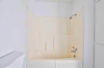 Building Photo - 1417 E Southern Ave