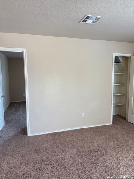 Building Photo - 2055 Trumans Hl