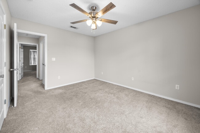 Building Photo - 1806 Shay-Lin Ct