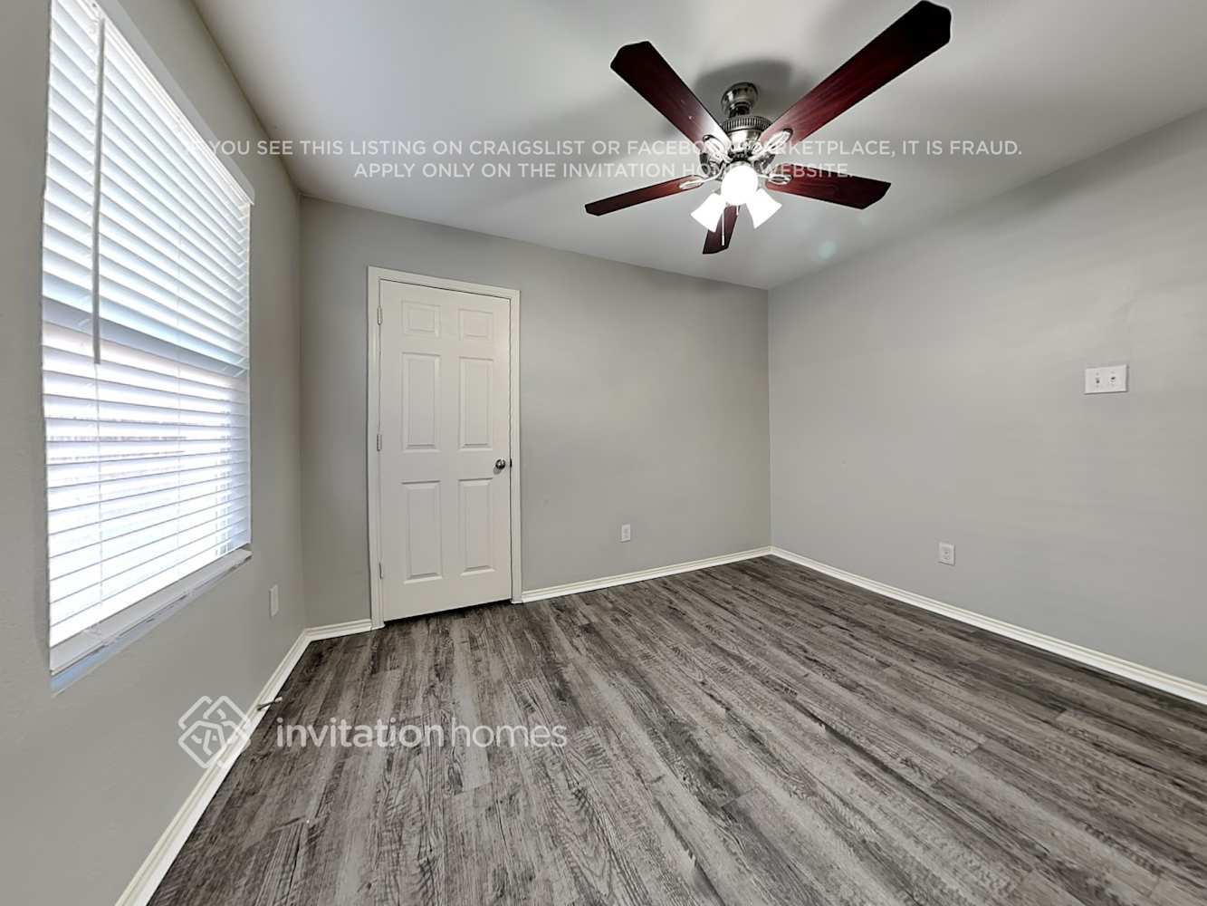 Building Photo - 112 Abelia Dr