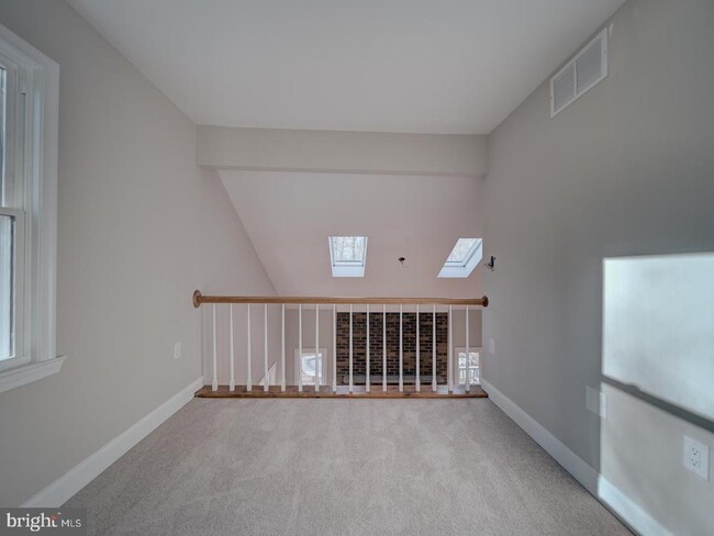 Building Photo - 4432 Indigo Ln