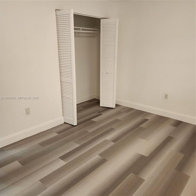 Building Photo - 8075 SW 107th Ave