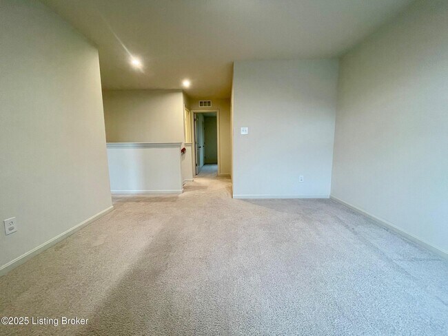 Building Photo - 7617 Fair Ln