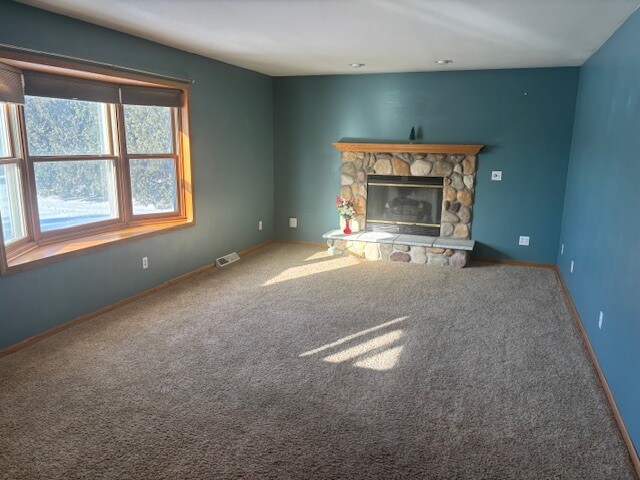 Building Photo - N6188 Shadybrook Ln