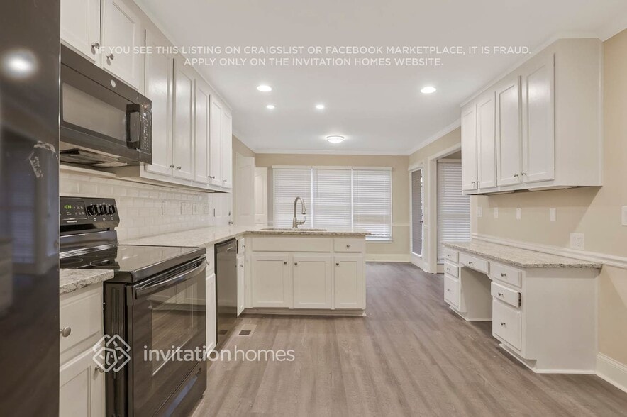 Building Photo - 1493 Fallsbrook Ct NW