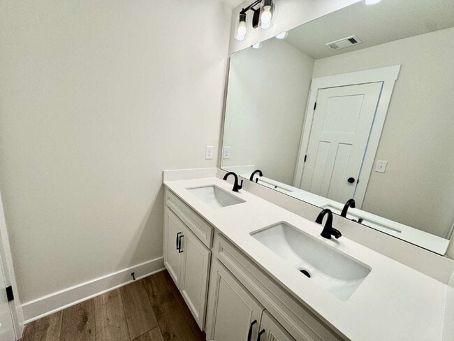 Building Photo - New build in Central, SC