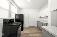 Building Photo - 7930-7946 S Ingleside Ave