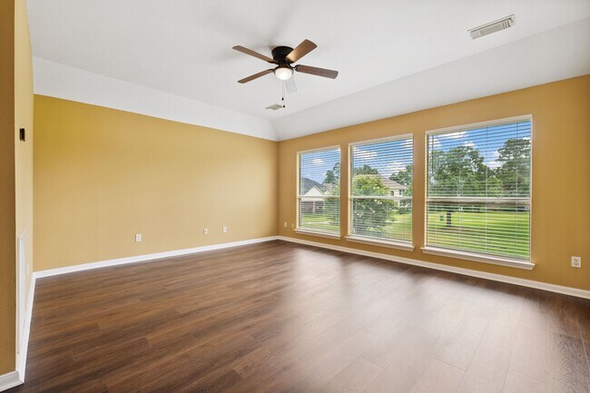 Building Photo - 8714 Malardcrest Dr