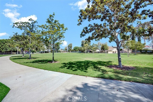 Building Photo - 15442 Eiffel Cir