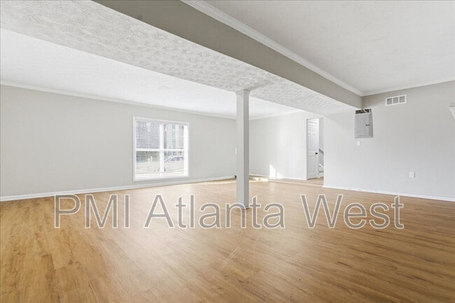 Building Photo - 5876 Old Wellborn Trce