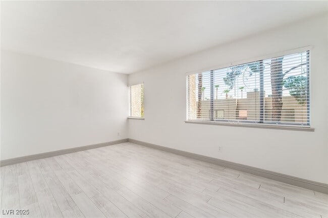 Building Photo - 2692 Matogroso Ln