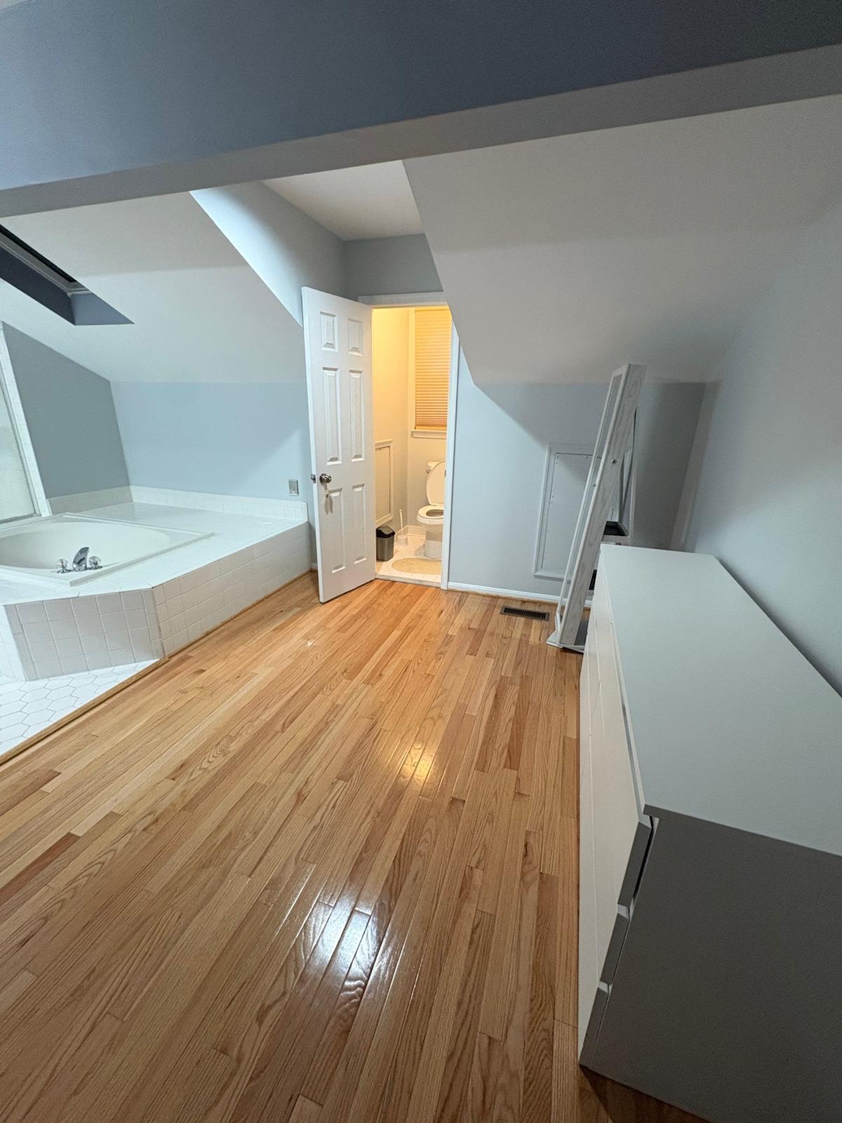 Building Photo - 1 Morning Breeze Ct