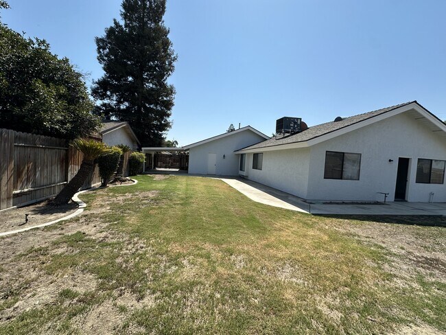 Building Photo - 3917 Jerome Way