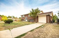 Building Photo - 1340 Dawson Dr