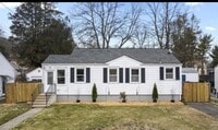 Building Photo - 244 Judwin Ave