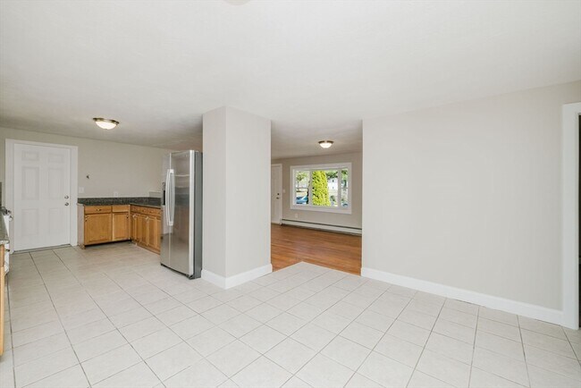 Building Photo - 125 Temi Rd