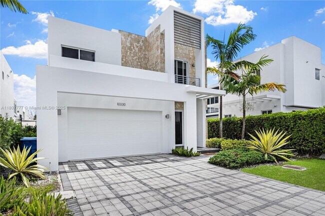 Building Photo - 10330 NW 68th St