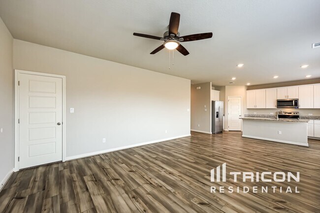 Building Photo - 13511 Paxton Blvd