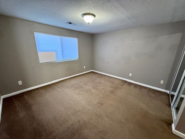 Building Photo - Wheat Ridge 2-story