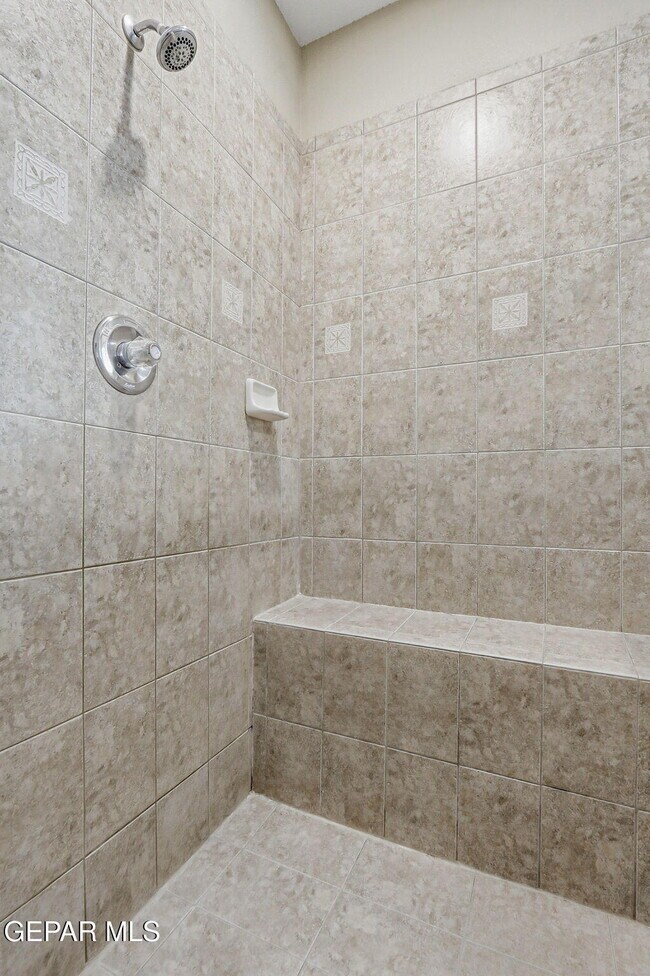 Building Photo - 6398 Franklin Summit Drive