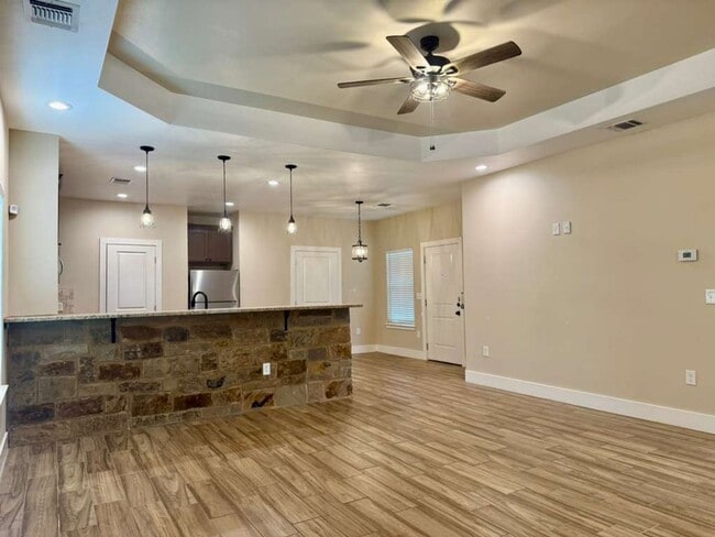 Building Photo - 144 CR 6813