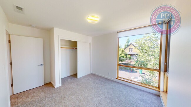 Building Photo - gre8437