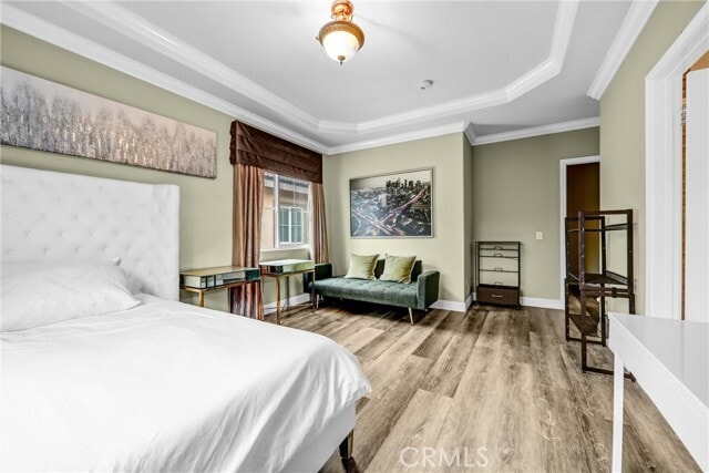 Building Photo - 5517 Welland Ave