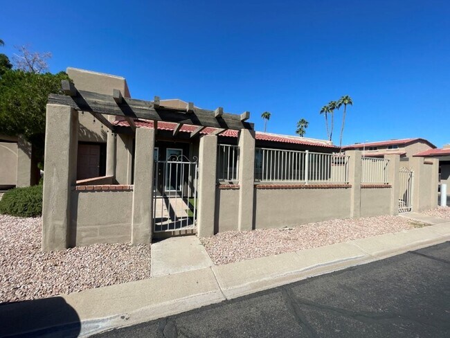 Building Photo - 5634 N 79th Way