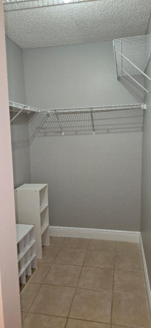 Building Photo - 301 Palm Way