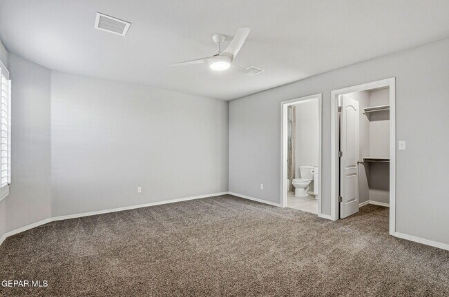 Building Photo - 12365 Desert Vista Ave