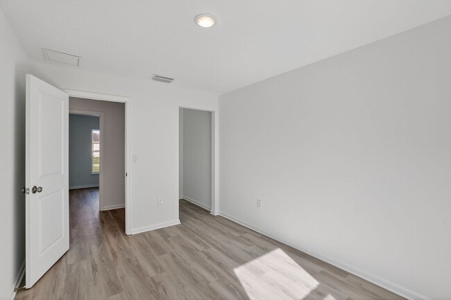 Building Photo - 209 Orange Ave