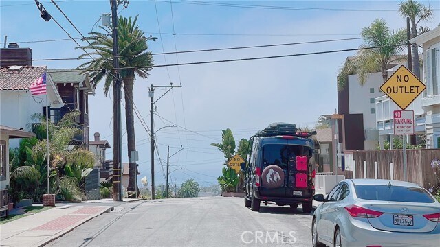 Building Photo - 1021 14th St