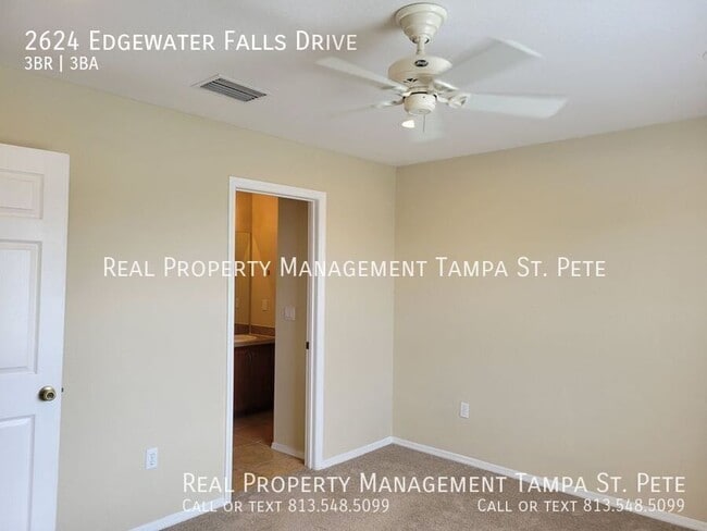 Building Photo - 2624 Edgewater Falls Dr